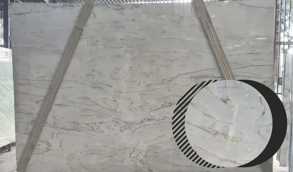 Chapa de Quartzito White Pearl, quartzito branco com brilho perolado e veios sutis