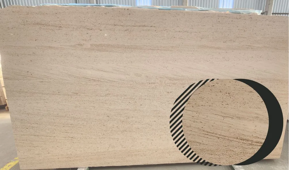 Chapa de Mooca Creme, limestone de tom creme claro, muito usado em revestimentos e áreas externas